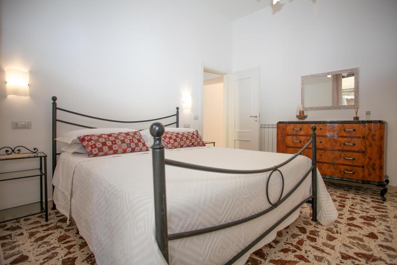 Casa Rosa Appartement Taormina Buitenkant foto