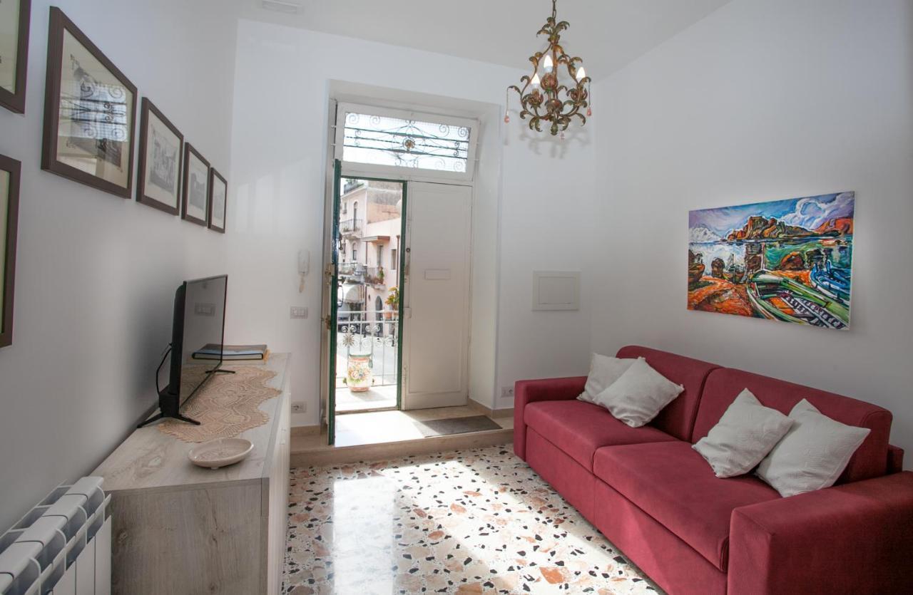 Casa Rosa Appartement Taormina Buitenkant foto